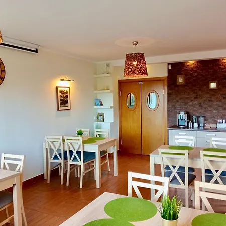 Montis * קריניצה זדרוי